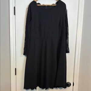SHEIN Black Dress with Lace Sleeves-Curvy Plus Size 3XL